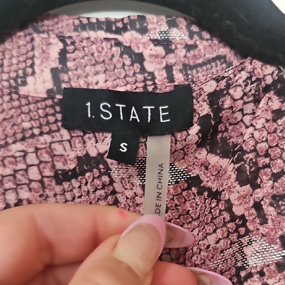1. State Pink Patterned Button Down Shirt - Picture 2 of 4